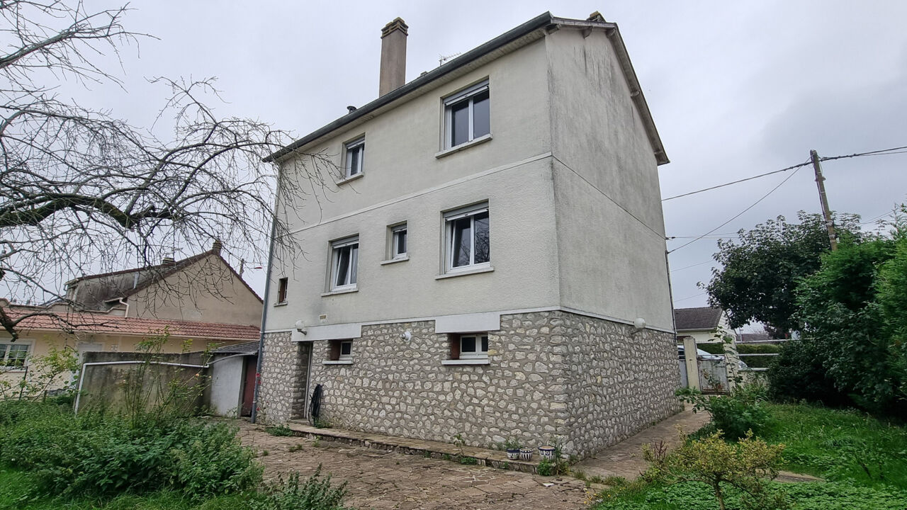 maison 5 pièces 110 m2 à vendre à Bonneval (28800)