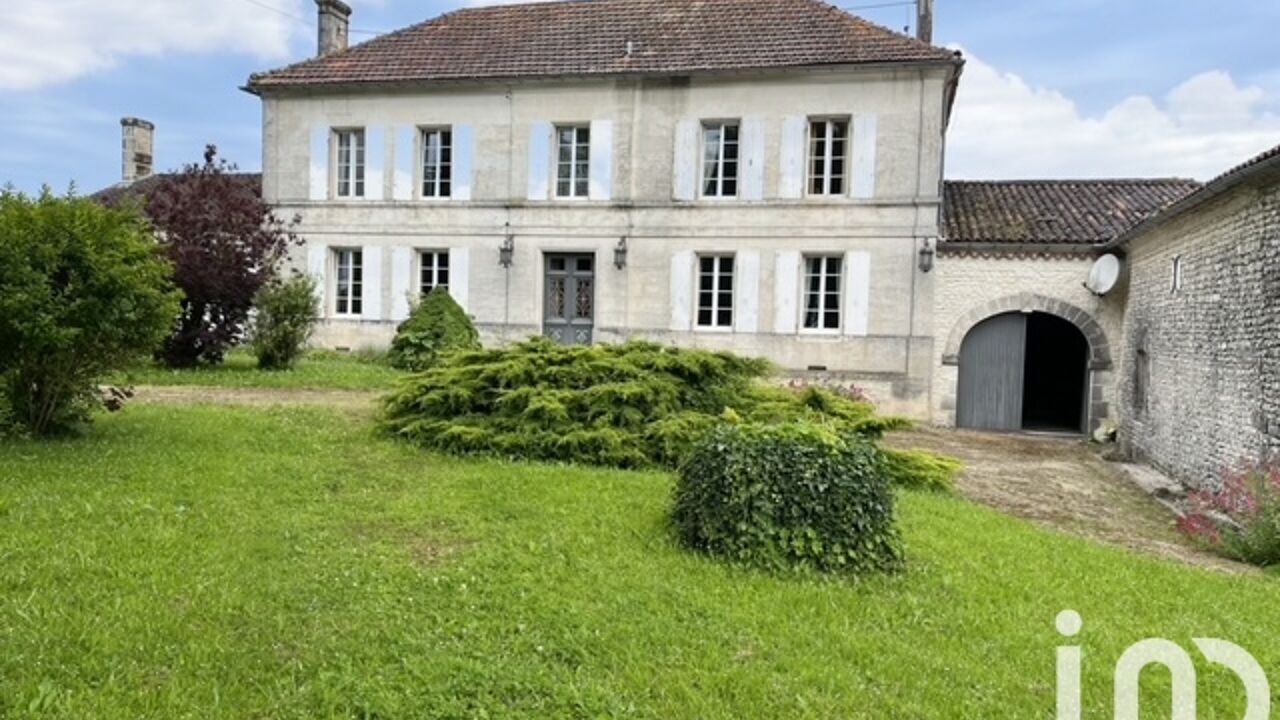 maison 10 pièces 292 m2 à vendre à Germignac (17520)