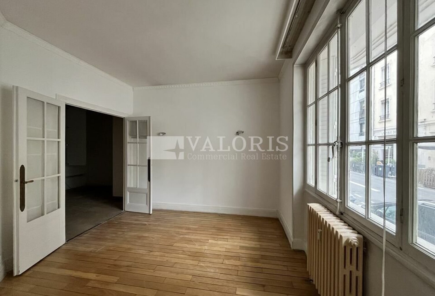 BUREAUX à LOUER — photo 1