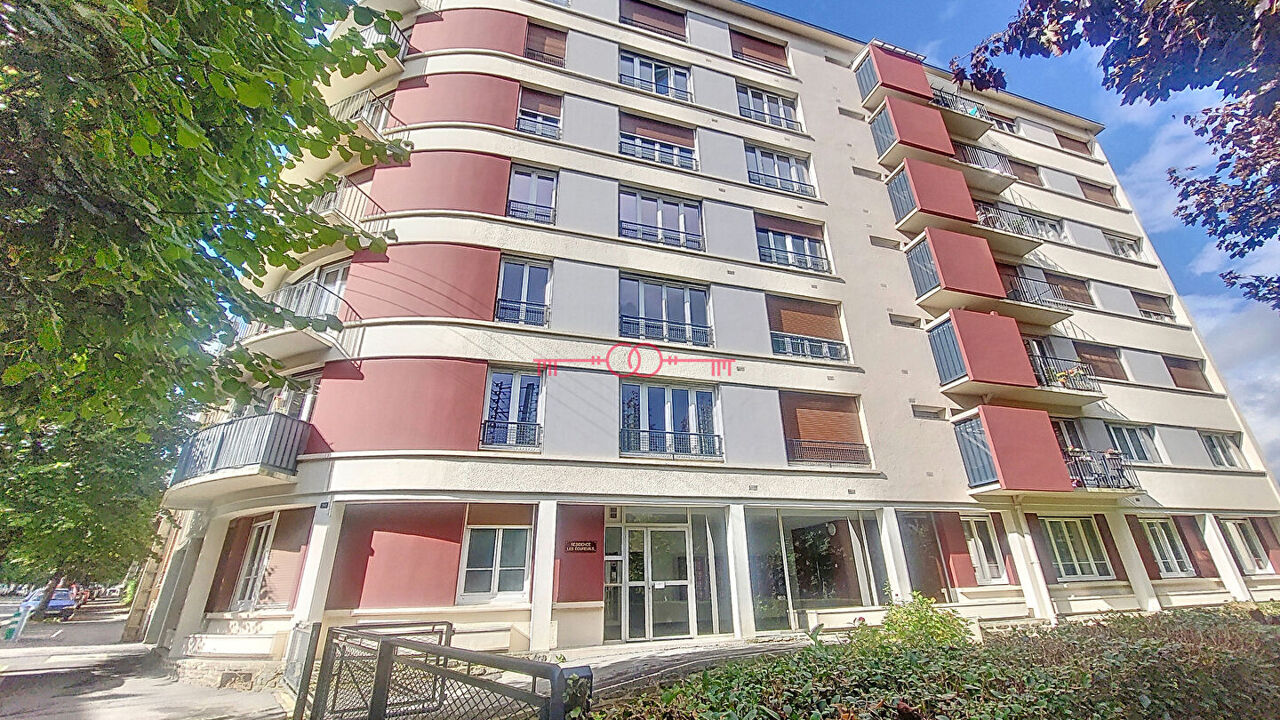 appartement 3 pièces 64 m2 à vendre à Charleville-Mézières (08000)