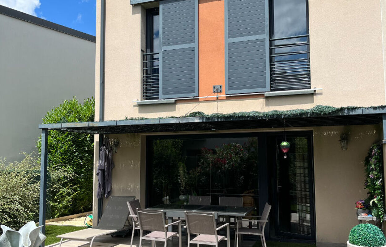 maison 4 pièces 80 m2 à vendre à Mions (69780)