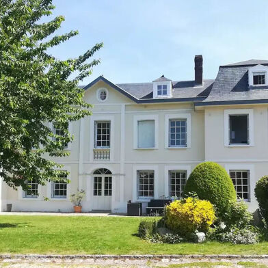 Maison 10 pièces 275 m²