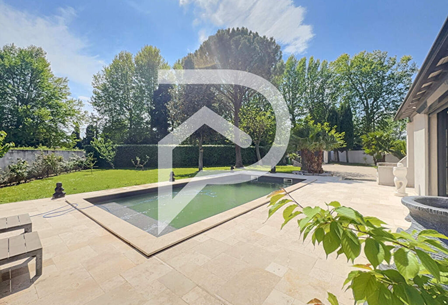 Magnifique maison de plain pied avec piscine à Avignon — photo 1
