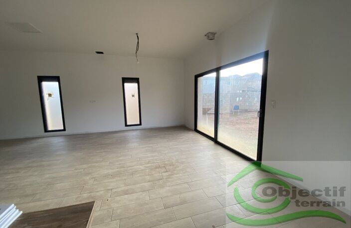 Villa — photo 3