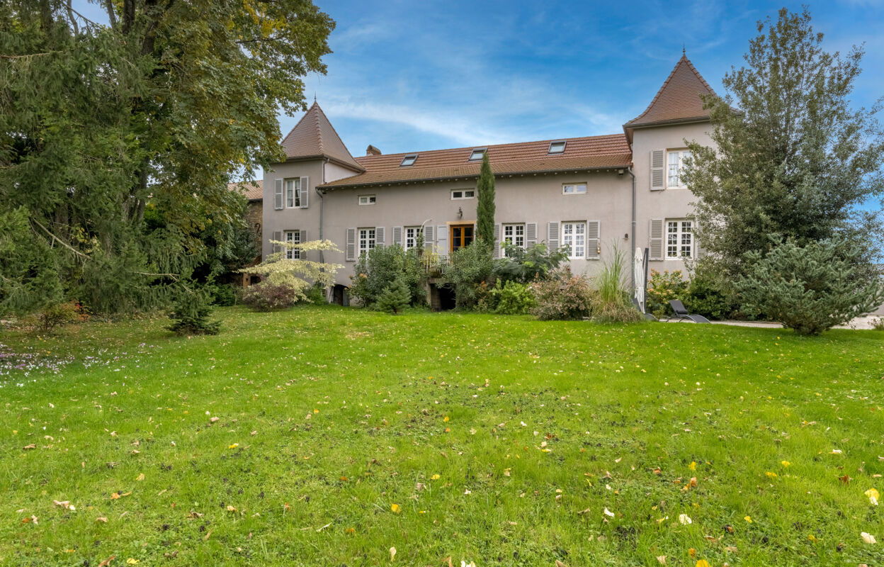 maison 14 pièces 480 m2 à vendre à Mâcon (71000)