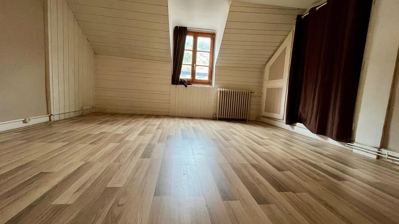 maison 10 pièces 287 m2 à vendre à Salins-les-Bains (39110)