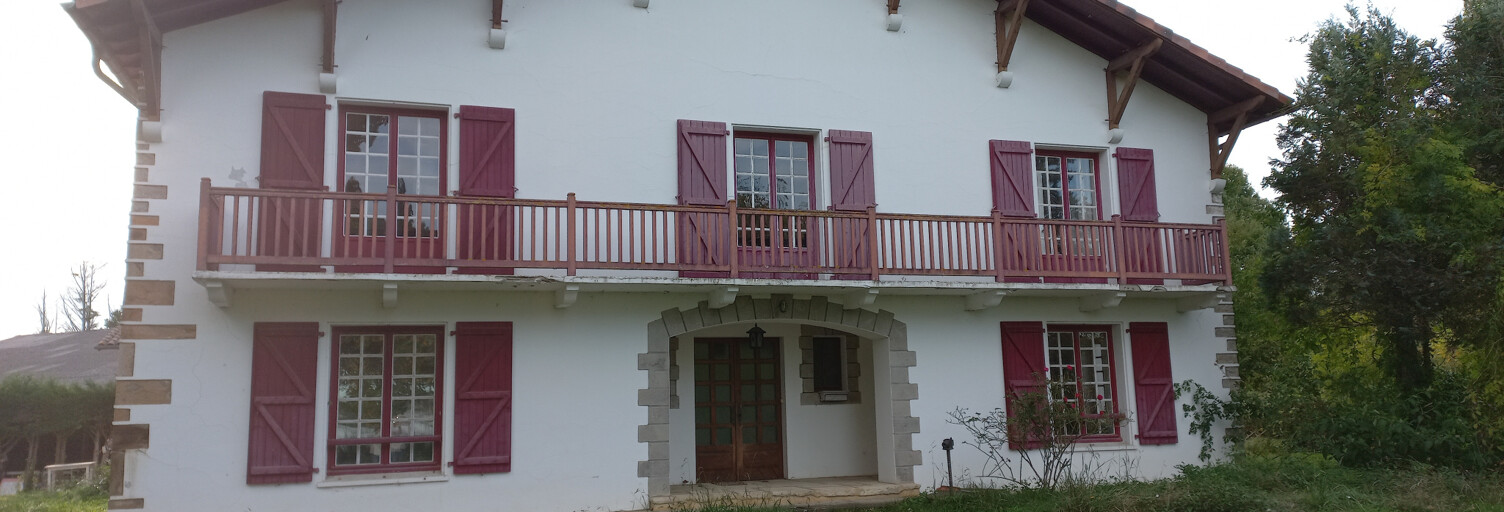 Maison 12 Pièces 350 m² à vendre à Saint-Palais (64120)