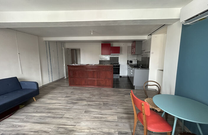 Immeuble avec terrain attenant 42510 — photo 3