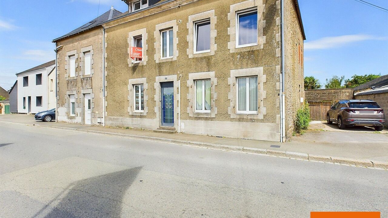 maison 10 pièces 230 m2 à vendre à Aron (53440)