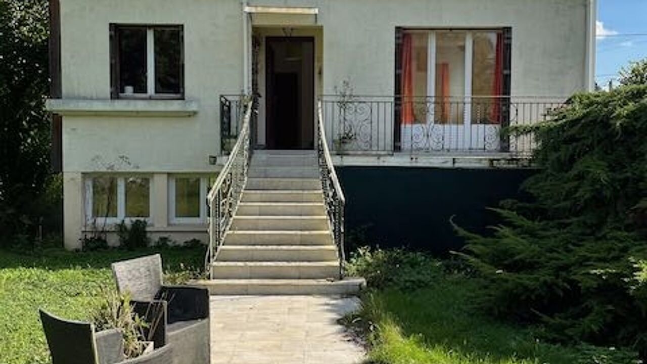 maison 8 pièces 175 m2 à vendre à Vaux-sur-Seine (78740)