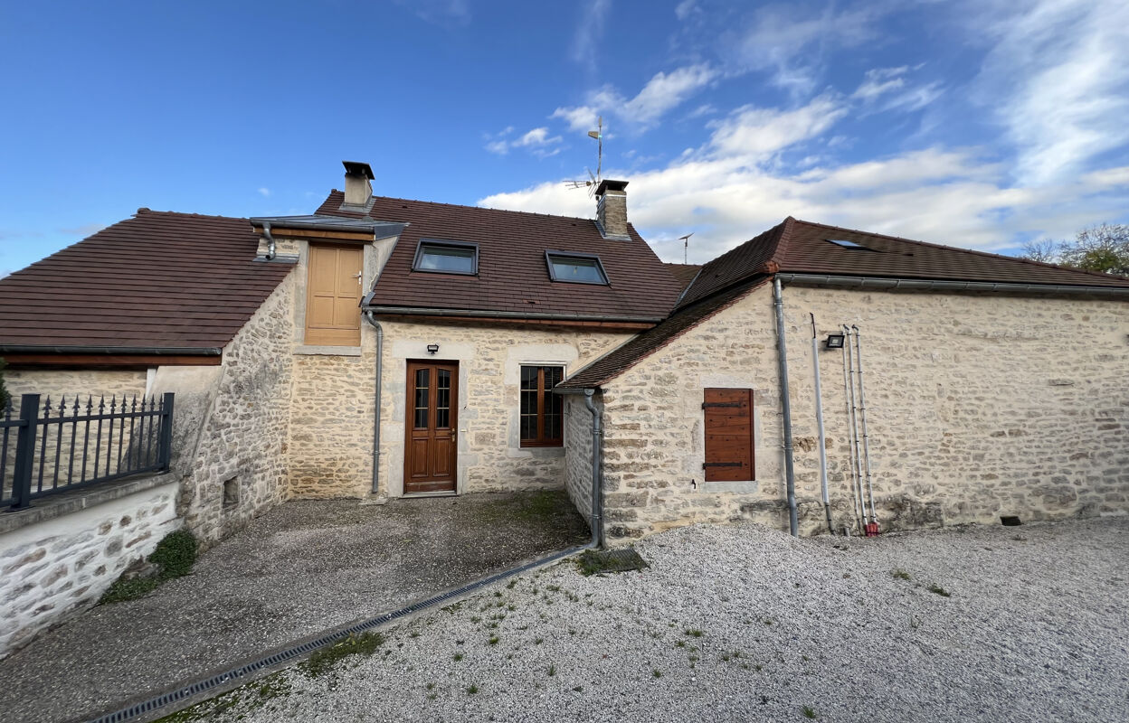 maison 6 pièces 150 m2 à vendre à Montbard (21500)