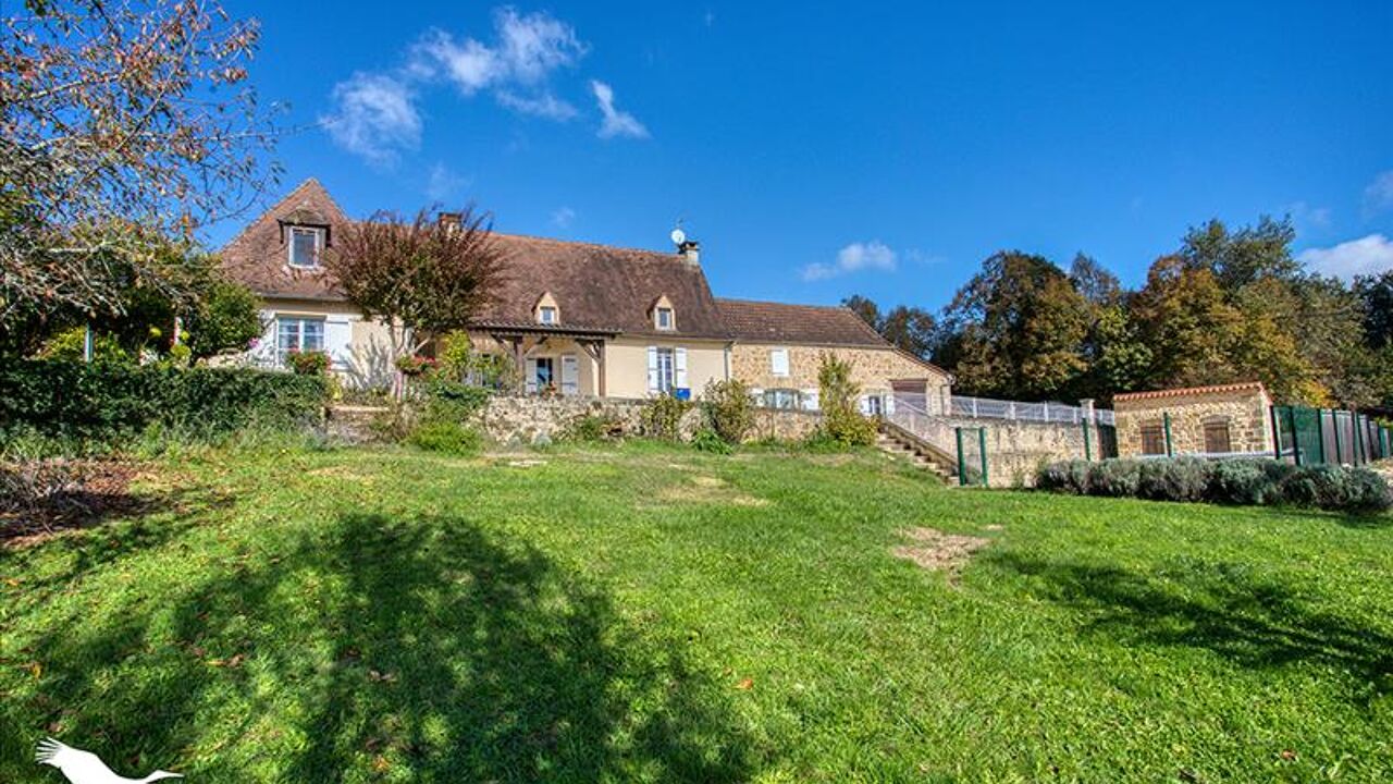 maison 7 pièces 174 m2 à vendre à Sarlat-la-Canéda (24200)