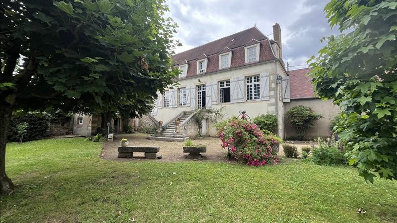 maison 11 pièces 268 m2 à vendre à Saint-Amand-Montrond (18200)