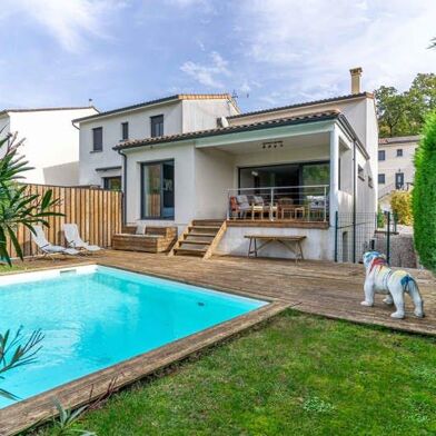 Maison 5 pièces 409500 €