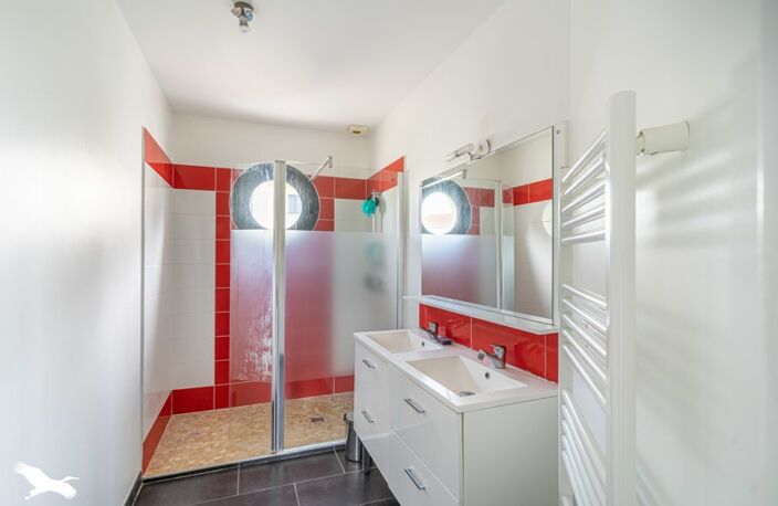 Contemporaine de 5 pièces principales — photo 5