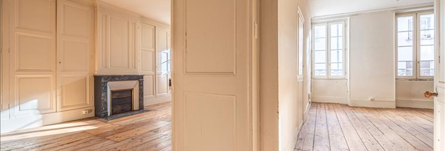 Immeuble   m² à vendre à Surgères (17700)