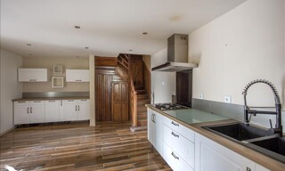 Maison 8 Pièces 180 m² à vendre à Ferrières (17170)