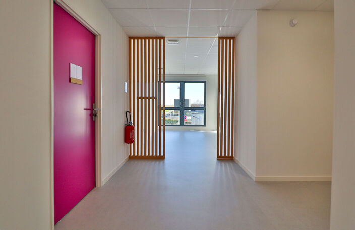 Local commercial Fagnieres 1 pièce(s) 34 m2 — photo 4