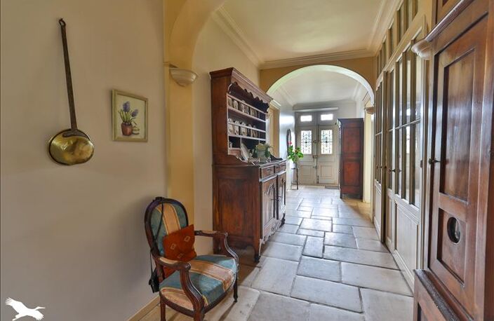 Maison en pierre de 13 pièces principales — photo 3