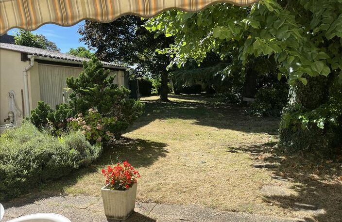 Vente maison 5 pièces 118 m² Le Pont-Chrétien-Chabenet (36800) — photo 5