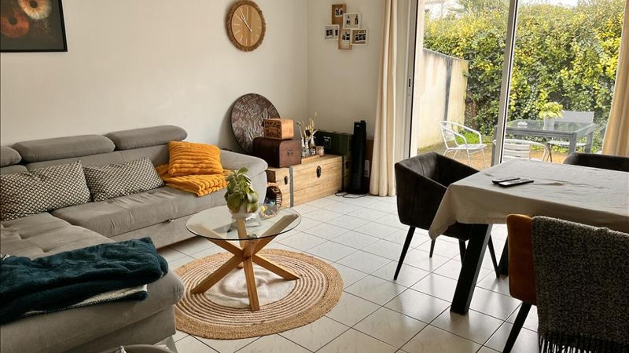 appartement 2 pièces 45 m2 à vendre à La Rochelle (17000)