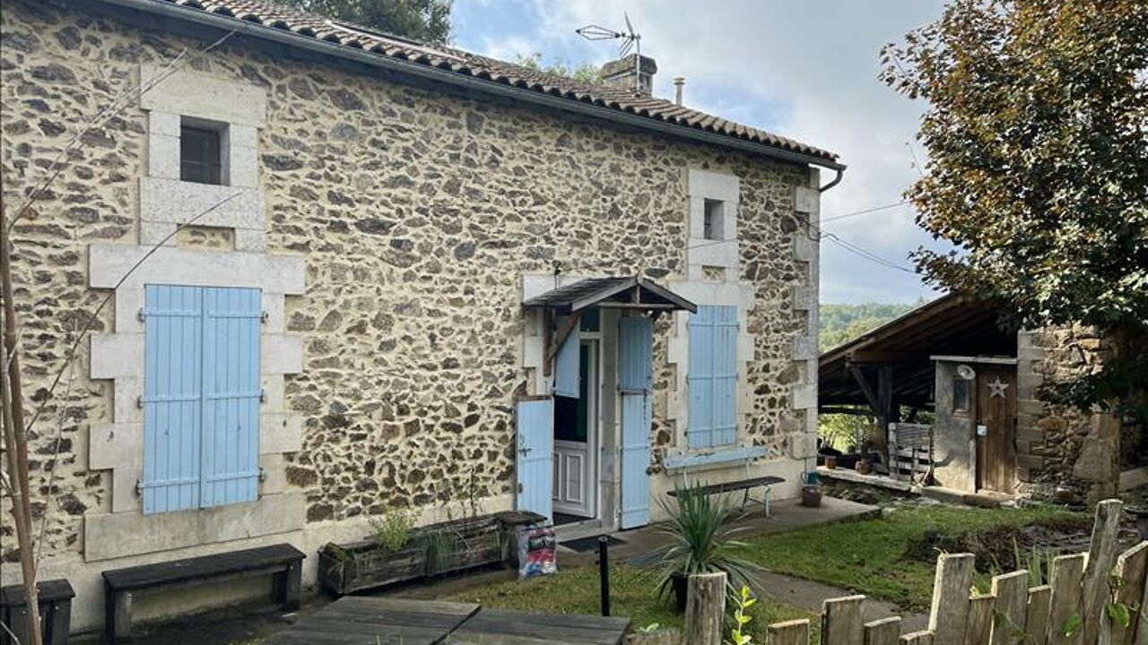 maison 3 pièces 85 m2 à vendre à Écuras (16220)