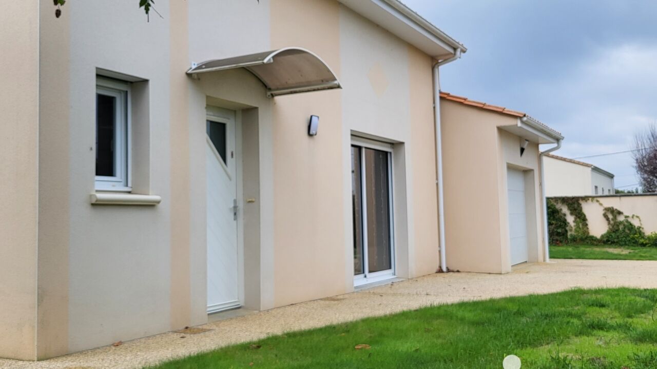 maison 4 pièces 106 m2 à vendre à Niort (79000)