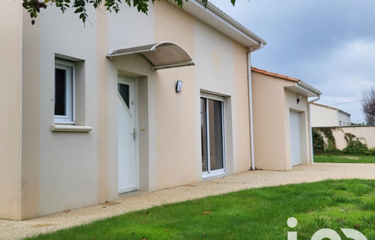 maison 4 pièces 106 m2 à vendre à Niort (79000)