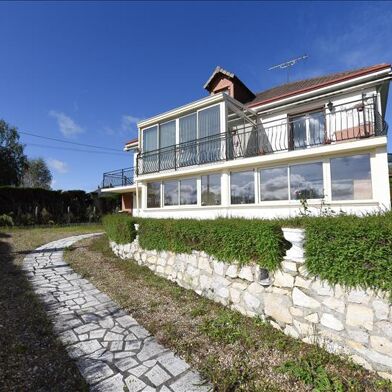 Maison 9 pièces 223650 €