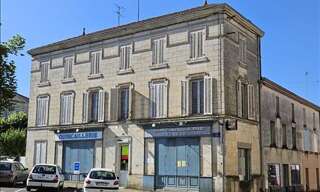 Immeuble   m² à vendre à Mirambeau (17150)