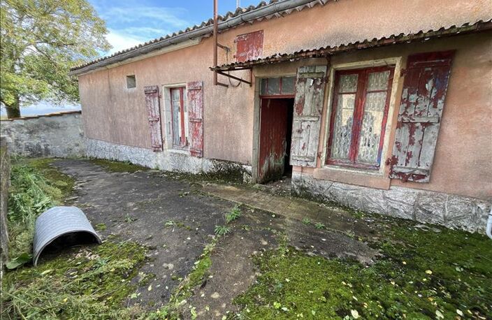 Maison en pierre de 2 pièces principales — photo 2