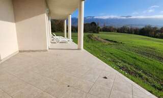 Maison 8 Pièces 450 m² à louer à Saint-Julien-en-Genevois (74160)