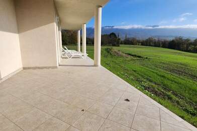 Maison 8 pièces 4700 €