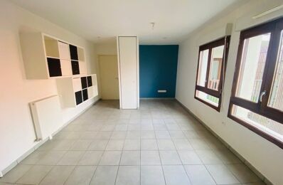 location appartement 335 € CC /mois à proximité de Saint-Étienne (42100)