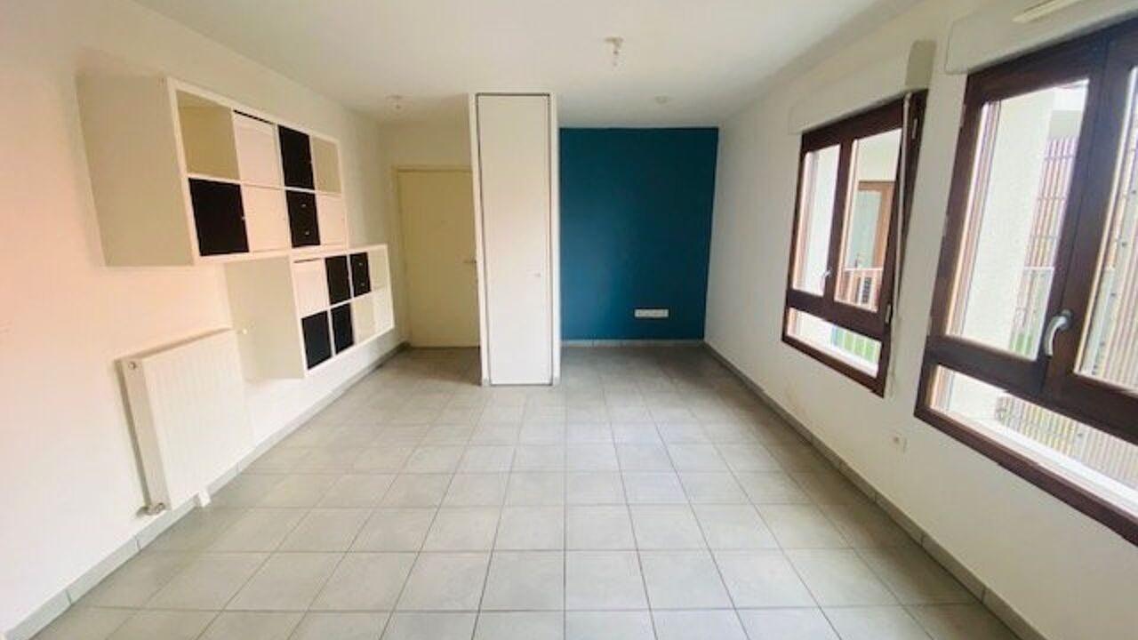 appartement 1 pièces 27 m2 à louer à Saint-Étienne (42000)