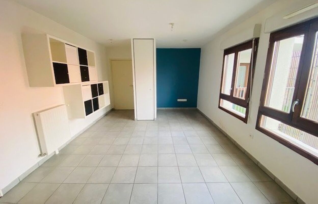 appartement 1 pièces 27 m2 à louer à Saint-Étienne (42000)