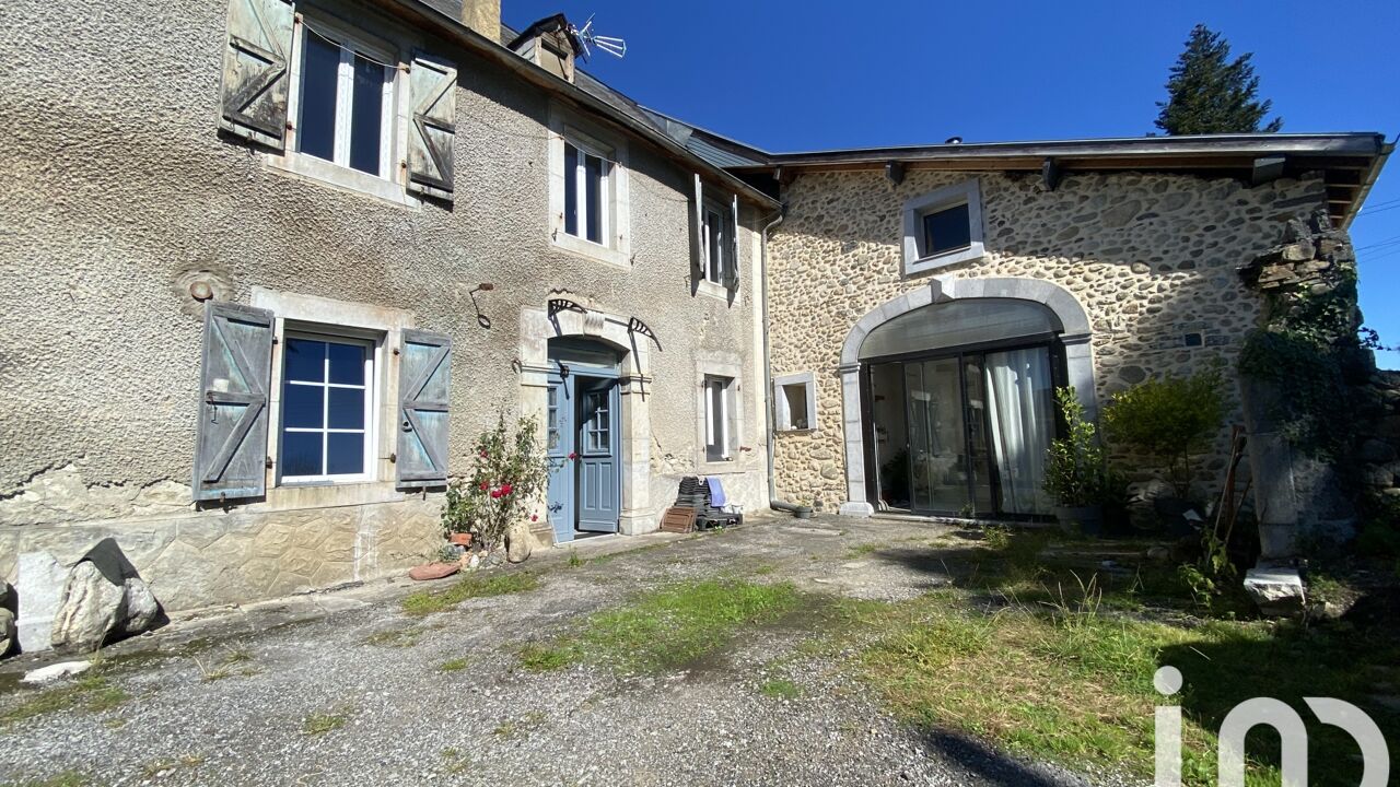 maison 5 pièces 230 m2 à vendre à Buziet (64680)