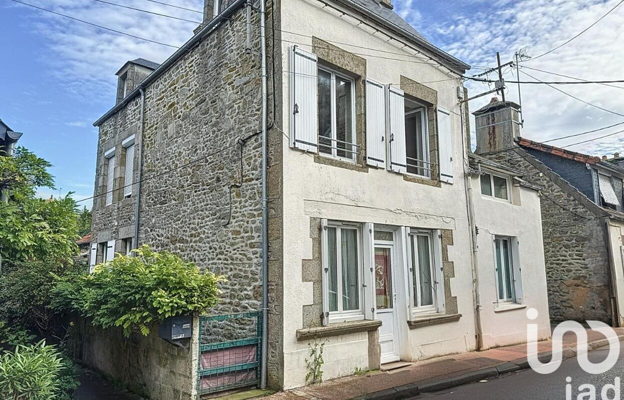 immeuble  pièces 220 m2 à vendre à Saint-Vaast-la-Hougue (50550)