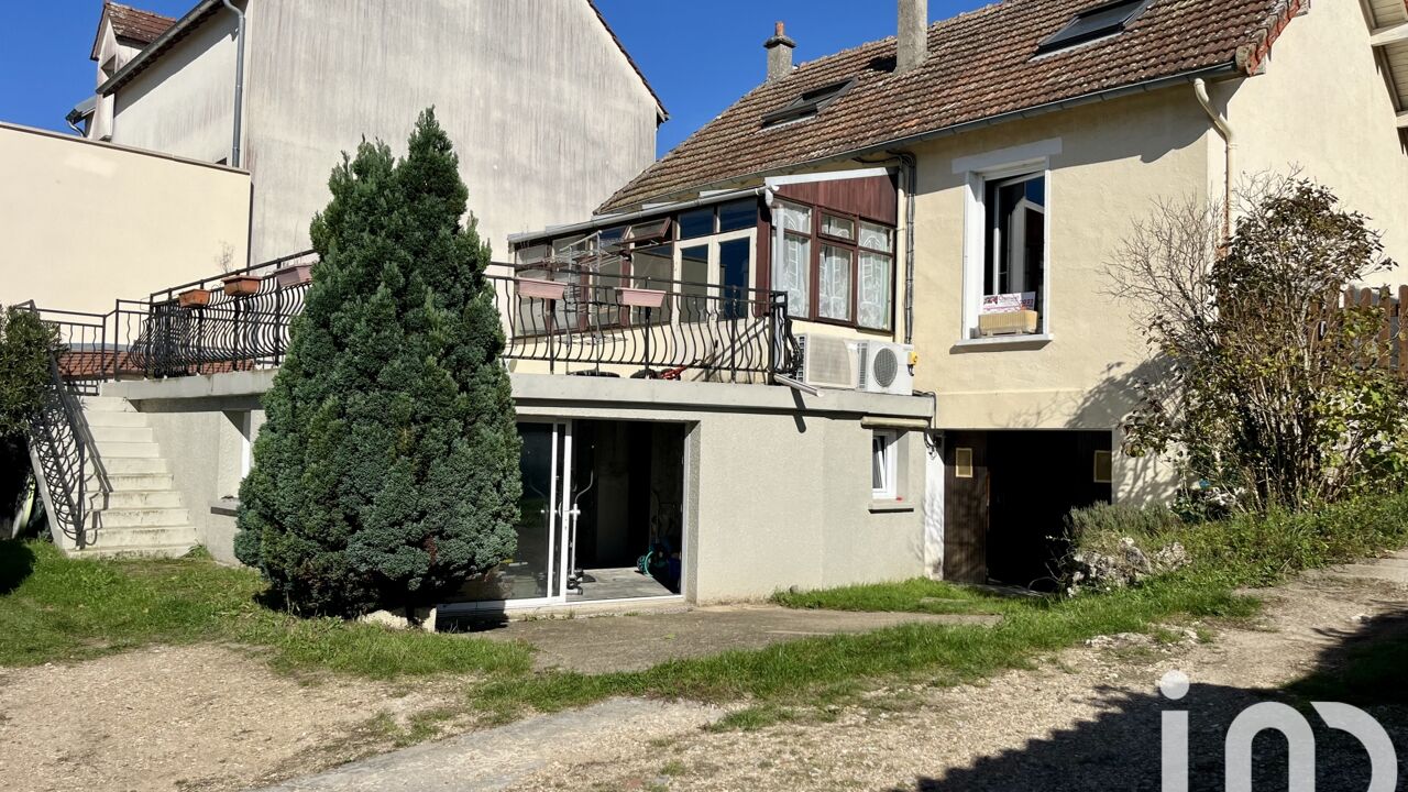 maison 6 pièces 101 m2 à vendre à Champagne-sur-Seine (77430)