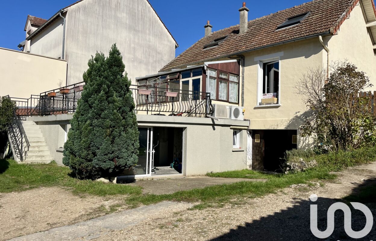 maison 6 pièces 101 m2 à vendre à Champagne-sur-Seine (77430)