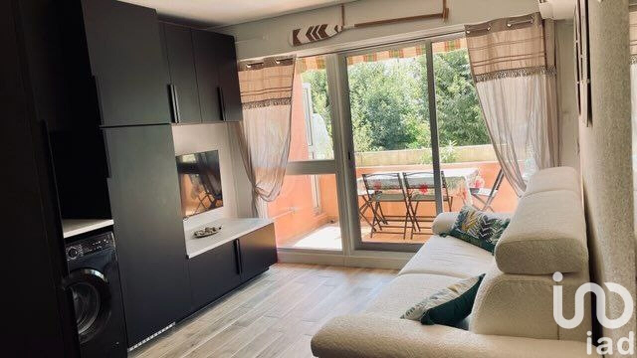 appartement 1 pièces 24 m2 à vendre à Le Lavandou (83980)