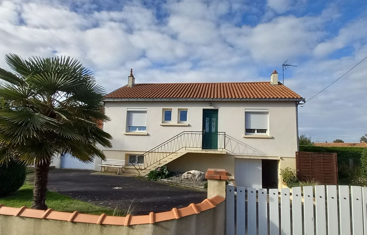 maison 3 pièces 78 m2 à vendre à Beaurepaire (85500)