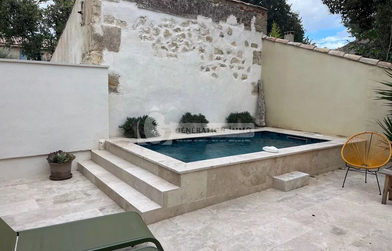 maison 4 pièces 85 m2 à vendre à Fontvieille (13990)