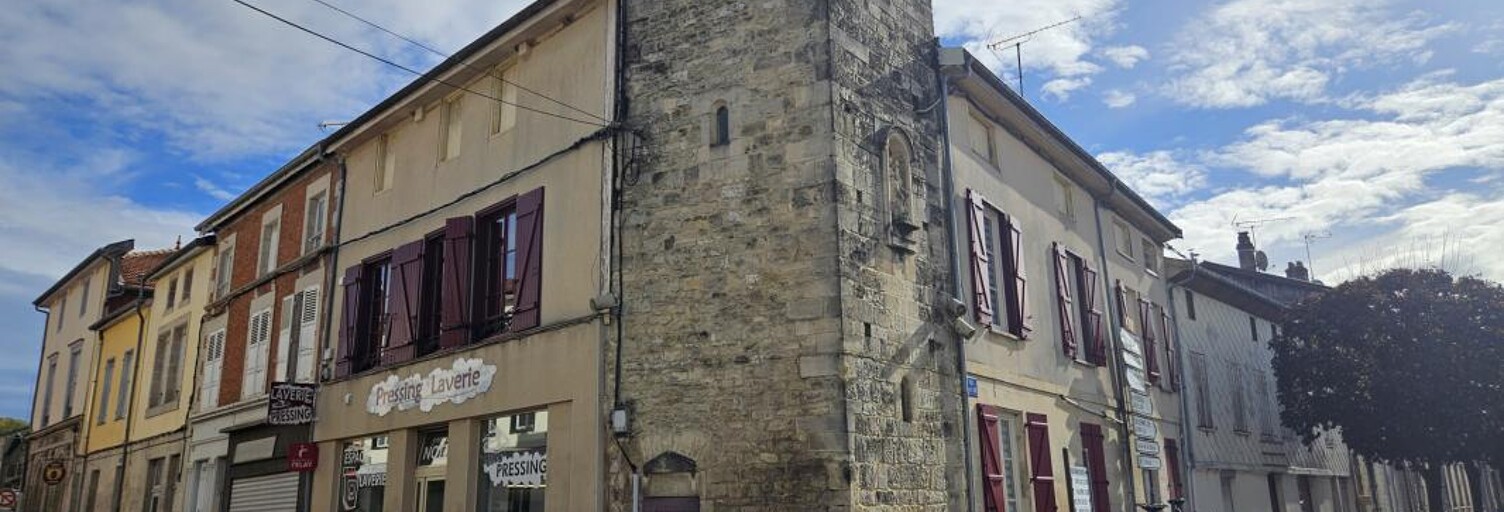 Immeuble  218 m² à vendre à Wassy (52130)