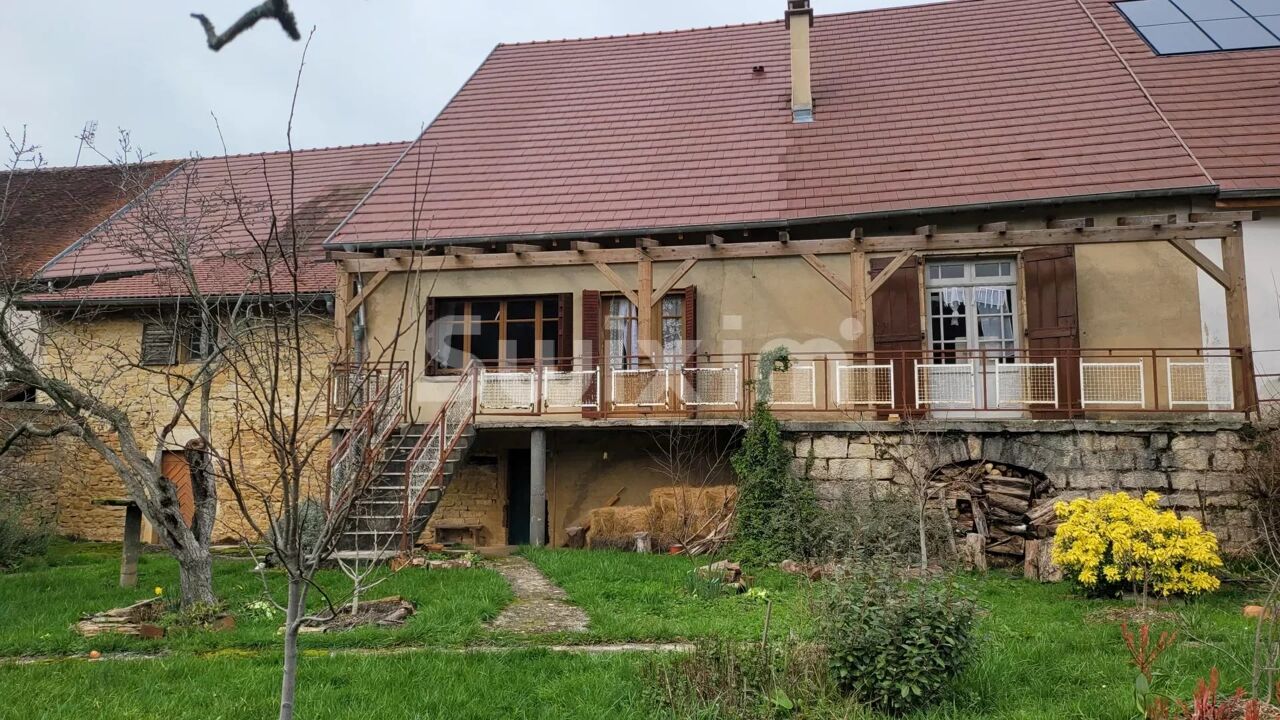 maison 4 pièces 96 m2 à vendre à Beaufort (39190)