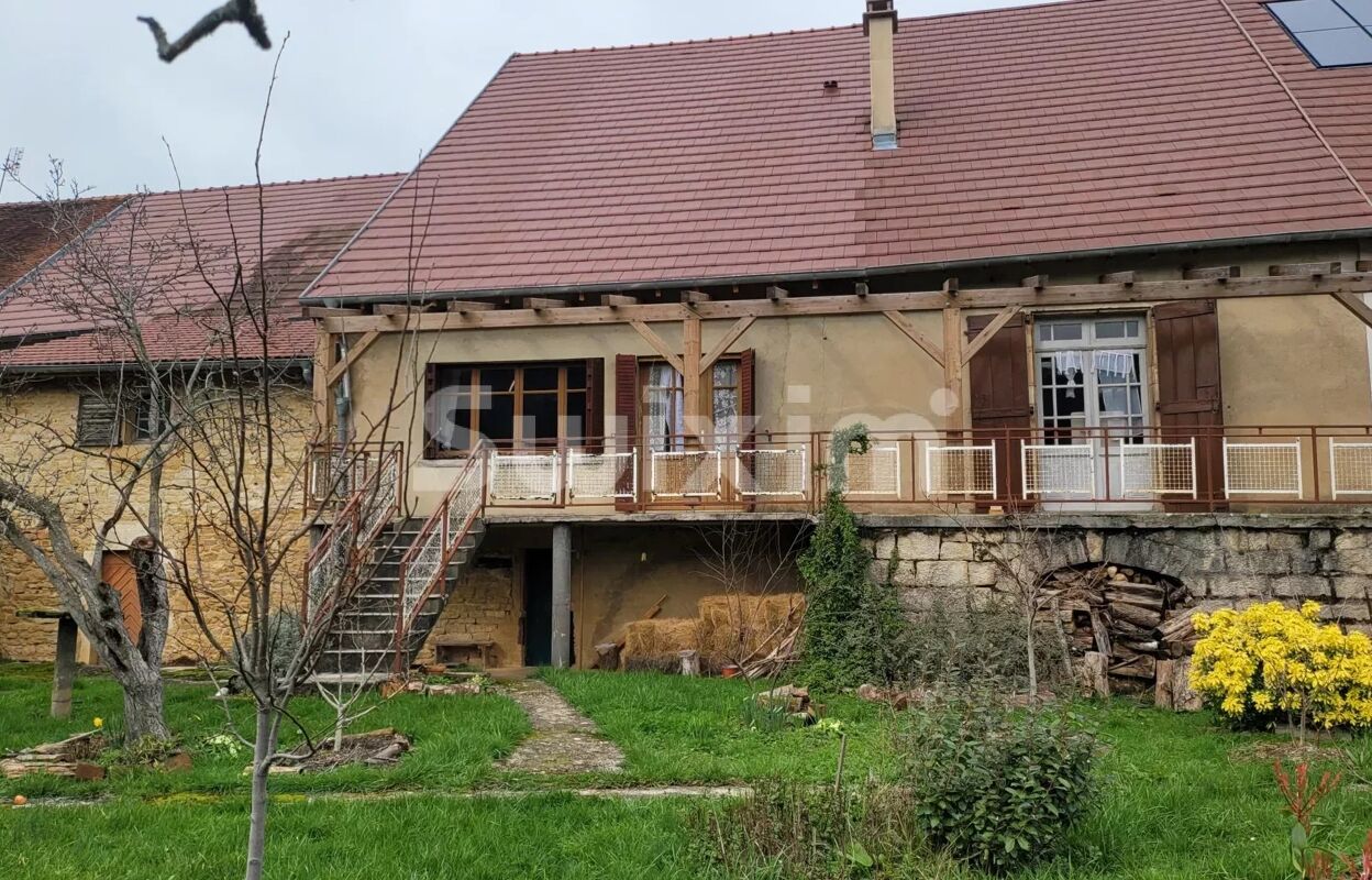 maison 4 pièces 96 m2 à vendre à Beaufort (39190)