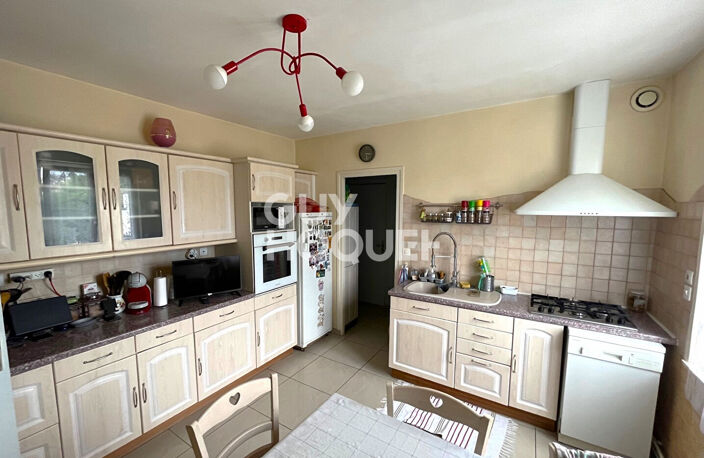 Maison d'habitation avec 4 chambres et jardin TIgnieu village — photo 2
