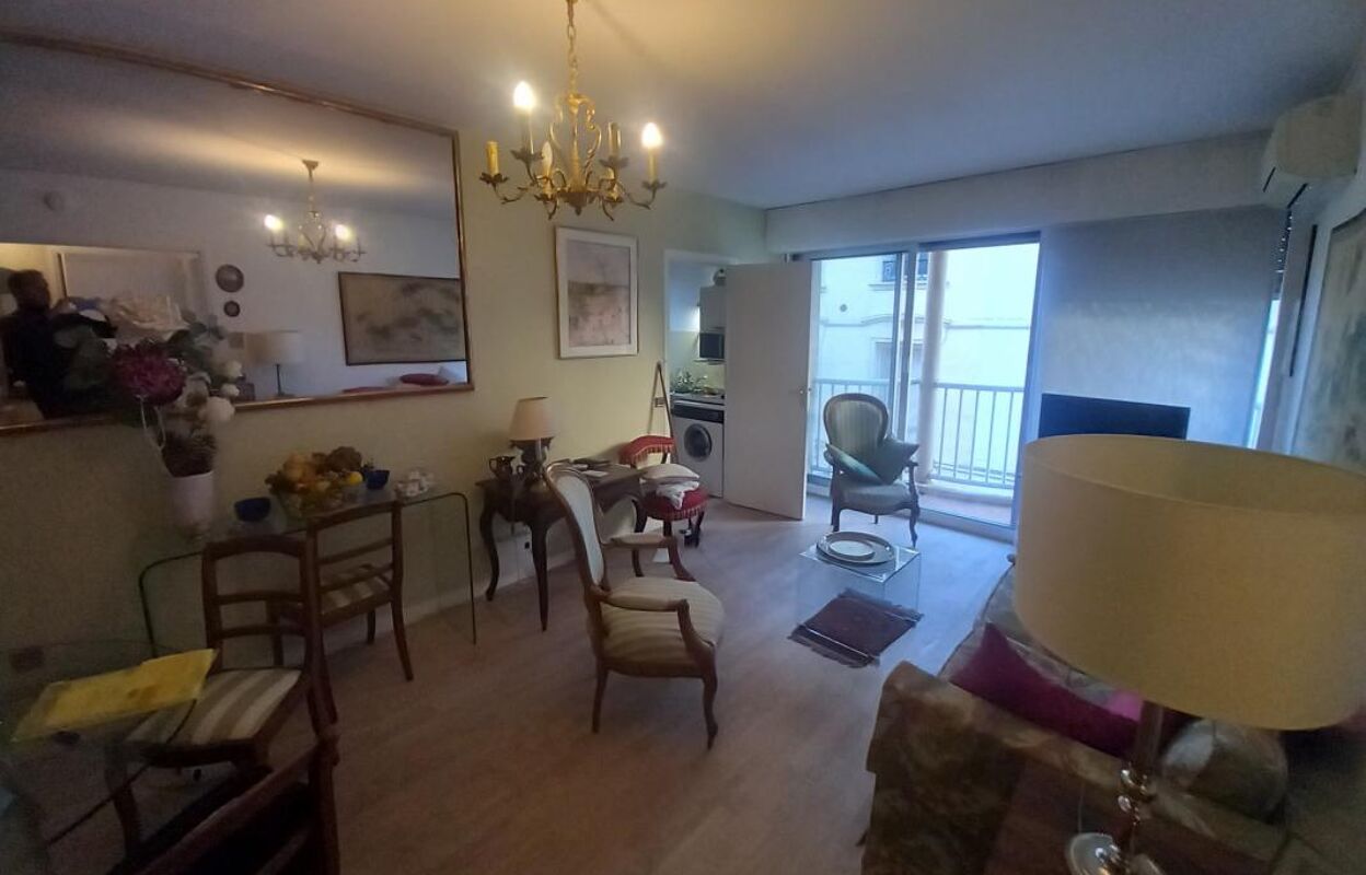 appartement 2 pièces 47 m2 à vendre à Bordeaux (33000)