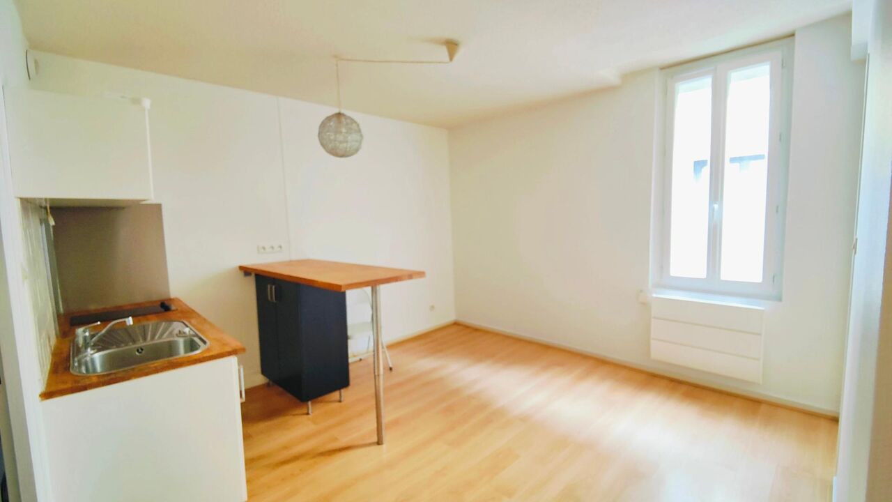 appartement 2 pièces 26 m2 à vendre à Bordeaux (33000)