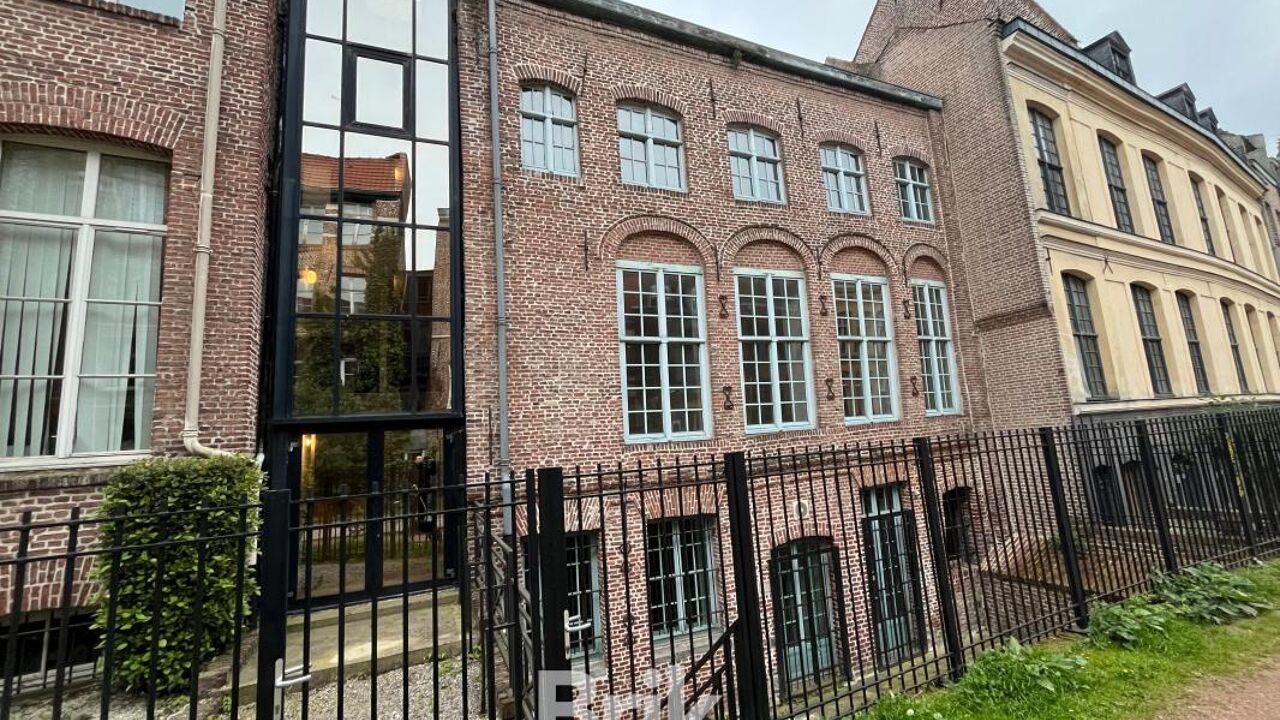 immeuble  pièces 110 m2 à vendre à Lille (59000)